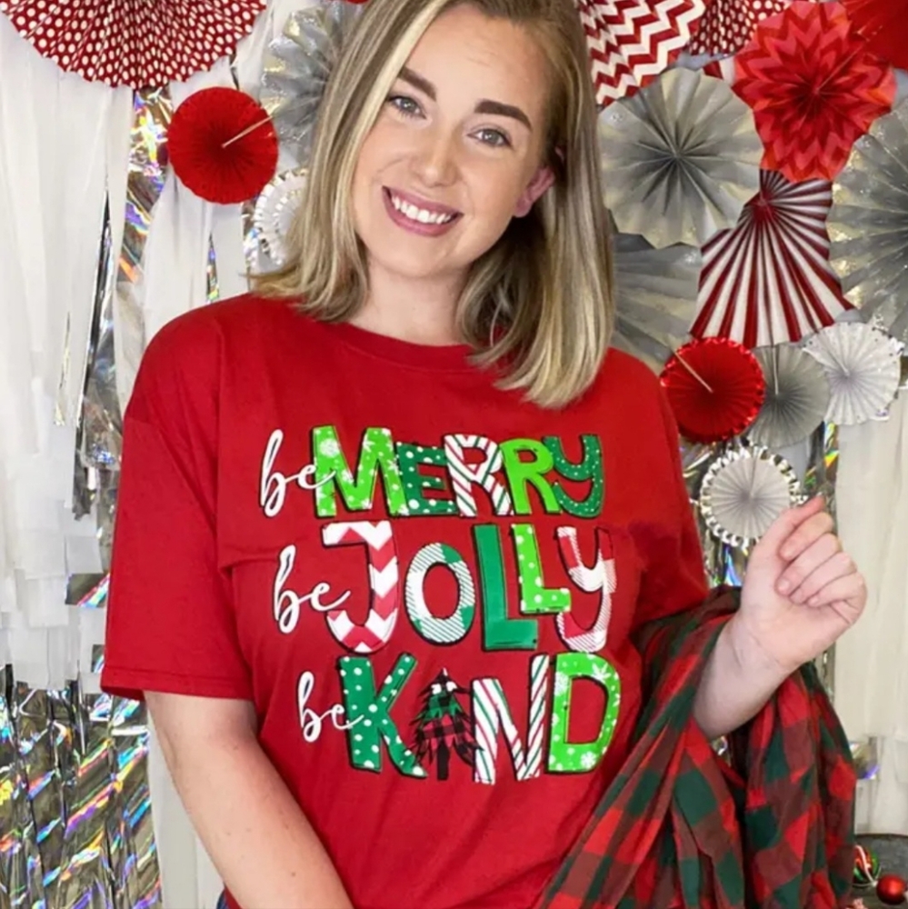 Be Merry Tee - Picture 2 of 4